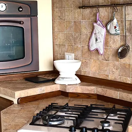 S287 - Sirolo, Con Giardino Vicino Al Centro סירולו