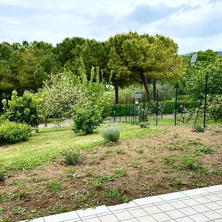 S287 - Sirolo, Con Giardino Vicino Al Centro